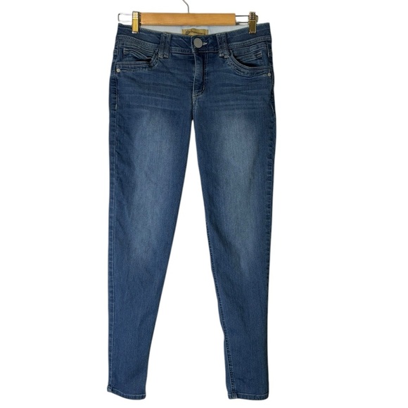 Democracy Denim - Democracy Women’s AB Technology Skinny Denim Jeans- Size 6